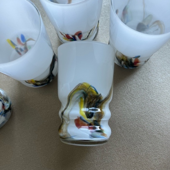 Vintage Marble Multicolor Blown Glass Pitcher and Six Matching Glasses - Picture 10 of 13